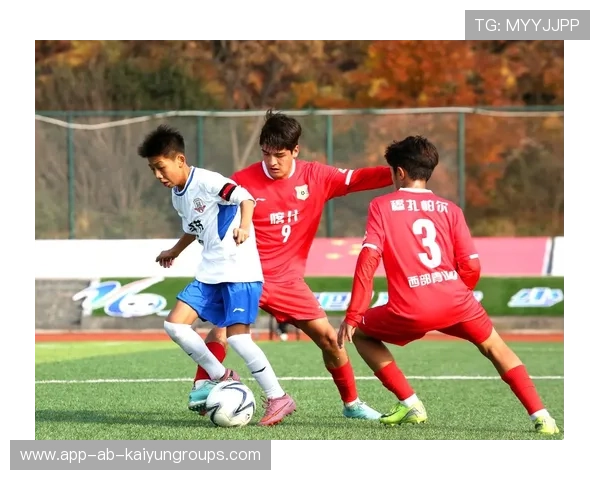 青训战队首次亮相展现无限潜力,ym青训队